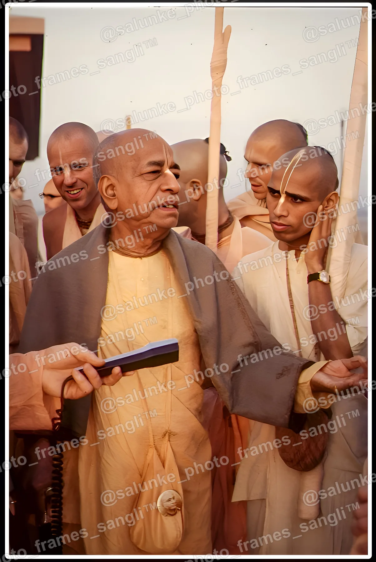 Lokanath_Swami_with_Srila_Prabhupada.JPG